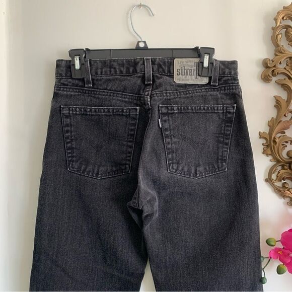 VINTAGE LEVIS JEANS - Picture 7 of 13